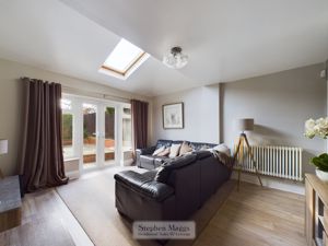 Photo 8- click for photo gallery